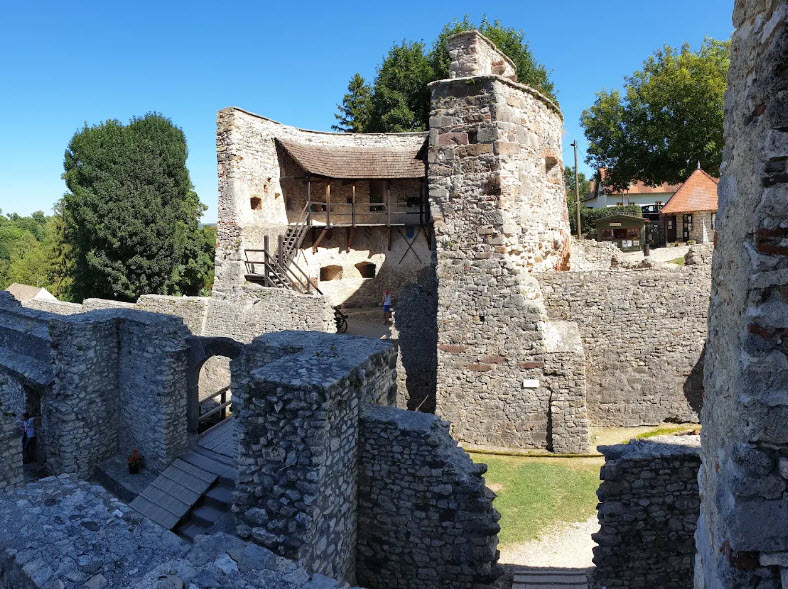 Kinizsi Castle, Hungary